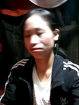 misa 00 online show from October 17, 2025, 9:39 pm