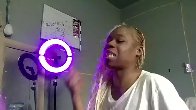 Snapshot of Tishrella6 chatting on February 26, 2026, 7:46 pm Tishrella6 online show from February 26, 2026, 7:46 pm