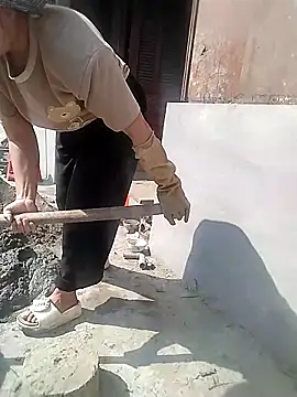 venu00 online show from April 8, 2026, 2:22 am