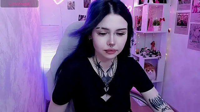 Snapshot of Morana_Batt chatting on June 16, 2026, 2:14 am Morana Batt online show from June 16, 2026, 2:14 am