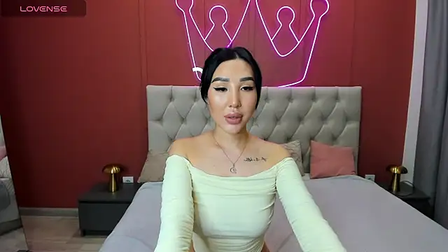 Jennifer Munoz online show from November 27, 2025, 8:27 am