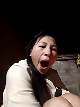 YAYAA-502 online show from November 24, 2025, 11:26 pm