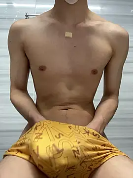chinsemechan online show from May 12, 2026, 6:05 pm