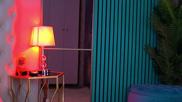 ArabellaPosh online show from December 14, 2025, 5:57 am