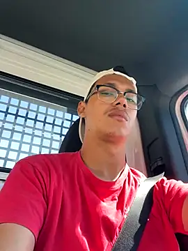 Zuca3025 online show from September 25, 2025, 11:03 am