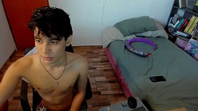 AliottTwink online show from March 11, 2026, 10:16 pm