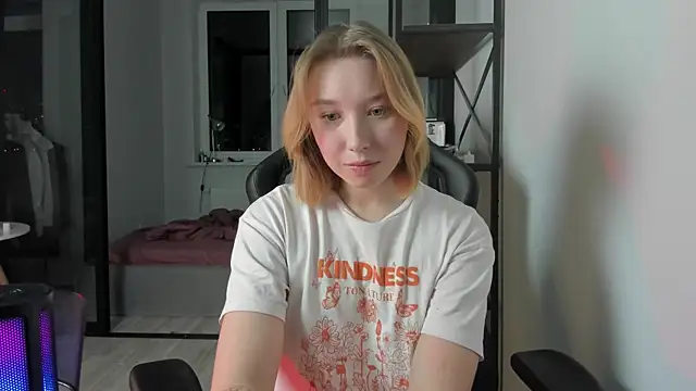 Agatha May online show from November 15, 2025, 5:20 pm