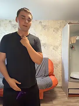 desiredude9 online show from June 7, 2026, 10:41 am