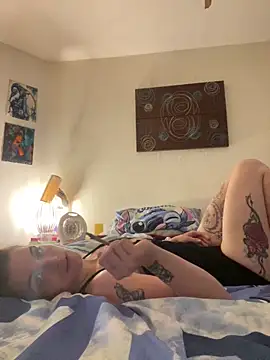 Snapshot of kittykatbean chatting on November 10, 2025, 11:42 am kittykatbean online show from November 10, 2025, 11:42 am