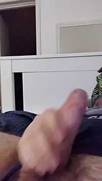 NewJoiner online show from November 13, 2025, 6:18 pm