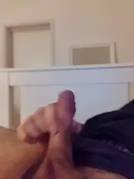 NewJoiner online show from March 20, 2026, 10:03 pm