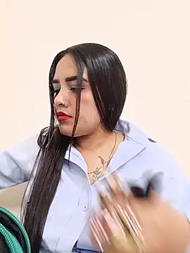 Snapshot of MAYE__13 chatting on September 29, 2025, 12:54 pm MAYE 13 online show from September 29, 2025, 12:54 pm