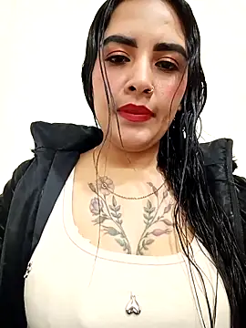 Snapshot of MAYE__13 chatting on October 1, 2025, 1:06 pm MAYE 13 online show from October 1, 2025, 1:06 pm