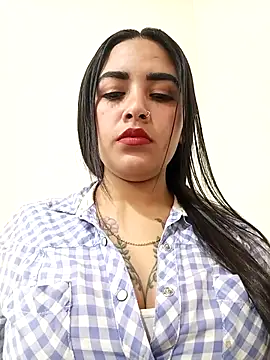 Snapshot of MAYE__13 chatting on October 7, 2025, 12:57 pm MAYE 13 online show from October 7, 2025, 12:57 pm