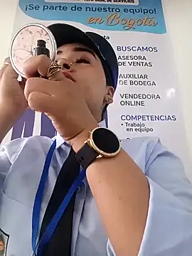 Snapshot of MAYE__13 chatting on October 30, 2025, 12:28 pm MAYE 13 online show from October 30, 2025, 12:28 pm