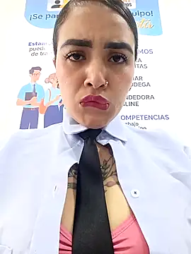 Snapshot of MAYE__13 chatting on November 6, 2025, 12:28 pm MAYE 13 online show from November 6, 2025, 12:28 pm