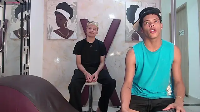PRETTY FEM online show from July 31, 2026, 1:49 am