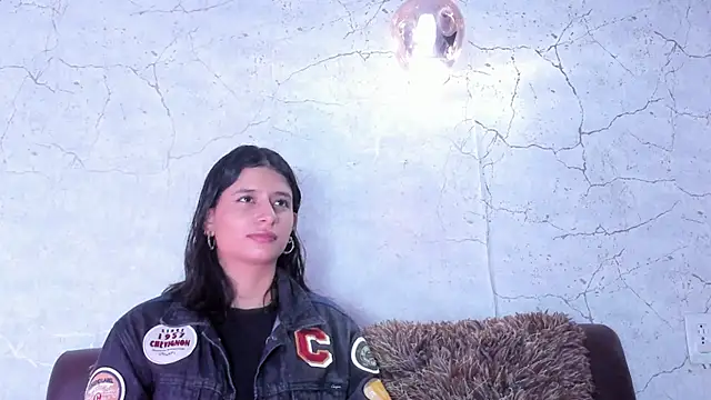 Snapshot of Georgina_Ferri_ chatting on October 18, 2025, 5:14 pm Georgina Ferri online show from October 18, 2025, 5:14 pm