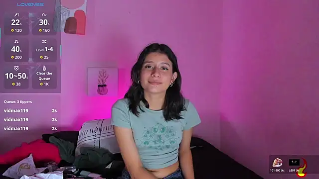 Snapshot of Georgina_Ferri_ chatting on October 30, 2025, 5:24 pm Georgina Ferri online show from October 30, 2025, 5:24 pm