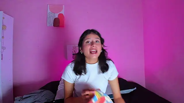 Snapshot of Georgina_Ferri_ chatting on November 1, 2025, 5:15 pm Georgina Ferri online show from November 1, 2025, 5:15 pm