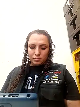 VERONICA  03 online show from October 28, 2025, 2:31 pm