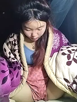 Snapshot of lylylove chatting on February 3, 2026, 3:04 am lylylove online show from February 3, 2026, 3:04 am