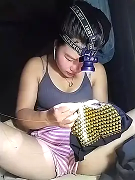 Snapshot of lylylove chatting on February 17, 2026, 12:23 pm lylylove online show from February 17, 2026, 12:23 pm