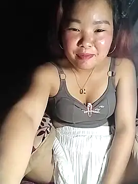 lylylove online show from March 27, 2026, 8:26 am