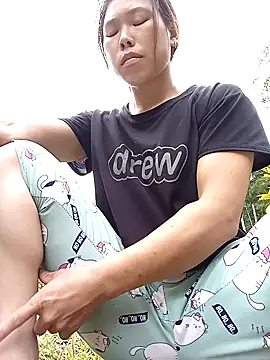 Ngocmi909 online show from October 2, 2025, 5:14 am