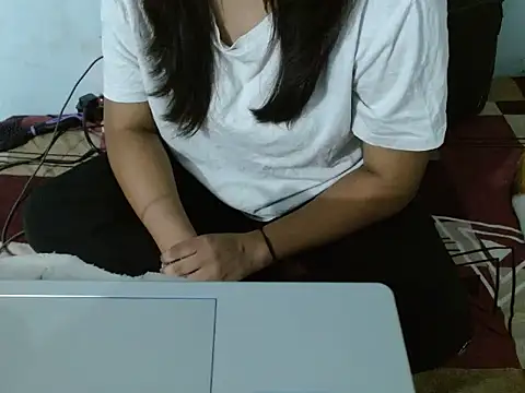 Vaani Singha online show from November 21, 2025, 12:04 pm