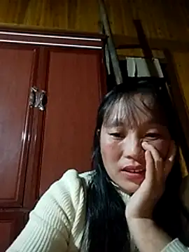 Snapshot of miss-su chatting on October 28, 2025, 1:14 pm miss-su online show from October 28, 2025, 1:14 pm