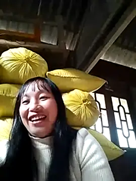 Snapshot of miss-su chatting on December 1, 2025, 2:05 am miss-su online show from December 1, 2025, 2:05 am