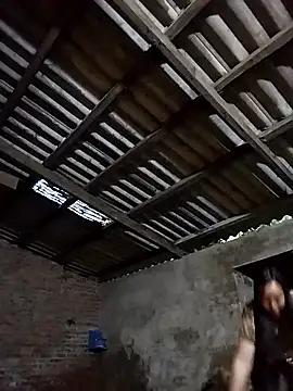 miss-su online show from April 8, 2026, 11:21 am