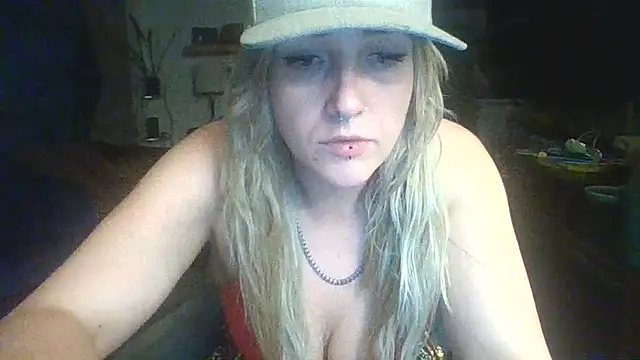 Snapshot of cutiekayls chatting on June 30, 2026, 6:14 am cutiekayls online show from June 30, 2026, 6:14 am