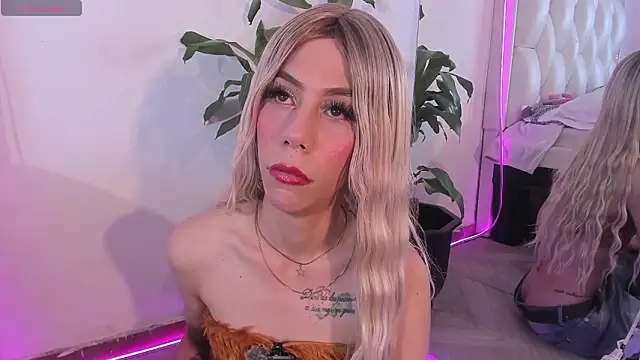 Snapshot of Darlyn_tenderhot__ chatting on February 4, 2026, 3:40 pm Darlyn tenderhot online show from February 4, 2026, 3:40 pm