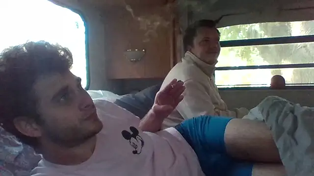 DeafGuyProud389 online show from September 10, 2025, 6:19 pm