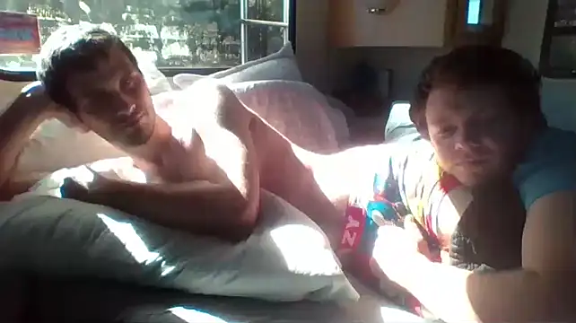 DeafGuyProud389 online show from November 7, 2025, 7:36 pm