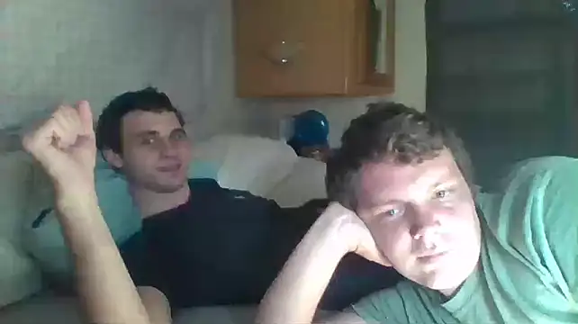 DeafGuyProud389 online show from November 10, 2025, 5:34 pm