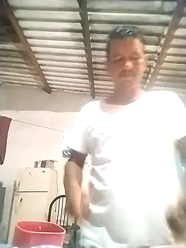 colombiano198720 online show from November 24, 2025, 11:43 am