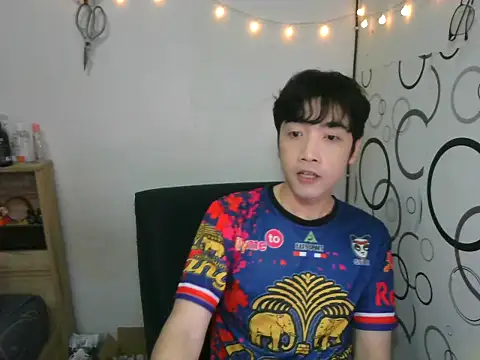 moaman190 online show from October 24, 2025, 3:08 pm