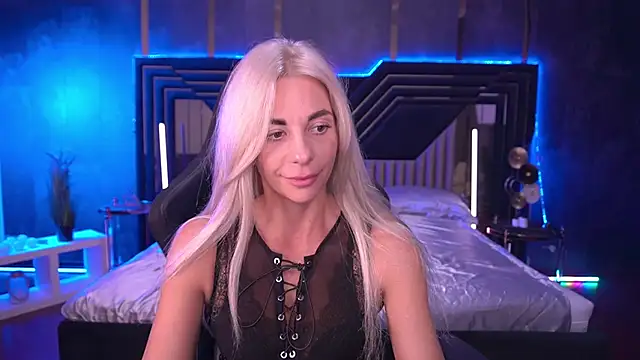 BellaRayyy online show from September 8, 2025, 7:57 pm