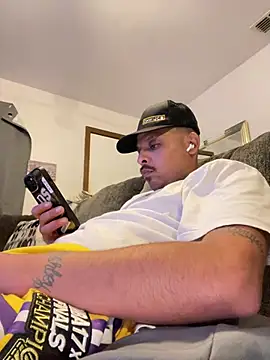 Ghosttown23 online show from April 6, 2026, 9:21 am