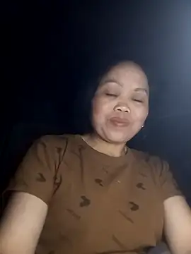 Snapshot of _YooY_ chatting on October 19, 2025, 3:45 pm YooY online show from October 19, 2025, 3:45 pm