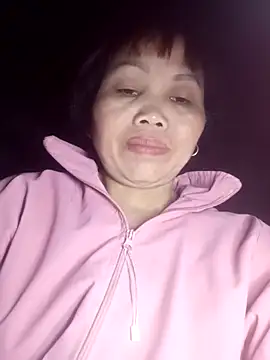 Snapshot of _YooY_ chatting on October 27, 2025, 2:43 pm YooY online show from October 27, 2025, 2:43 pm