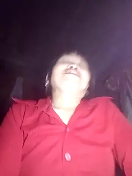 Snapshot of _YooY_ chatting on November 1, 2025, 2:41 pm YooY online show from November 1, 2025, 2:41 pm