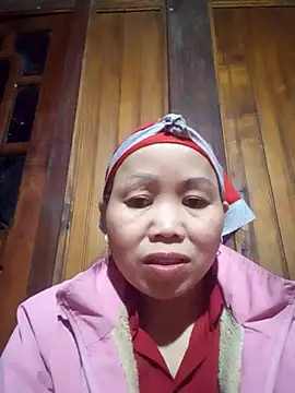 Snapshot of _YooY_ chatting on November 13, 2025, 11:31 am YooY online show from November 13, 2025, 11:31 am