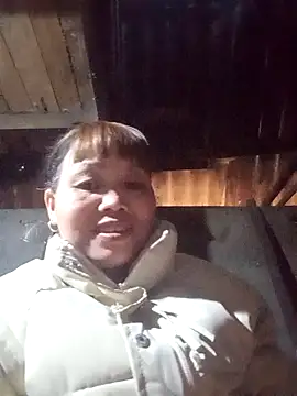 Snapshot of _YooY_ chatting on November 17, 2025, 2:50 am YooY online show from November 17, 2025, 2:50 am