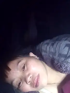 Snapshot of _YooY_ chatting on November 19, 2025, 11:05 pm YooY online show from November 19, 2025, 11:05 pm