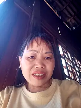 Snapshot of _YooY_ chatting on November 28, 2025, 3:09 am YooY online show from November 28, 2025, 3:09 am