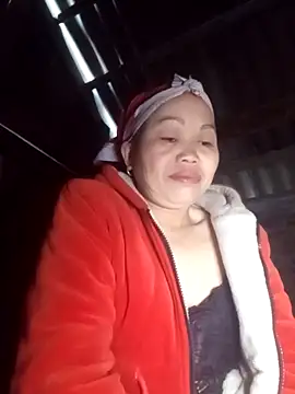 Snapshot of _YooY_ chatting on November 28, 2025, 11:40 pm YooY online show from November 28, 2025, 11:40 pm